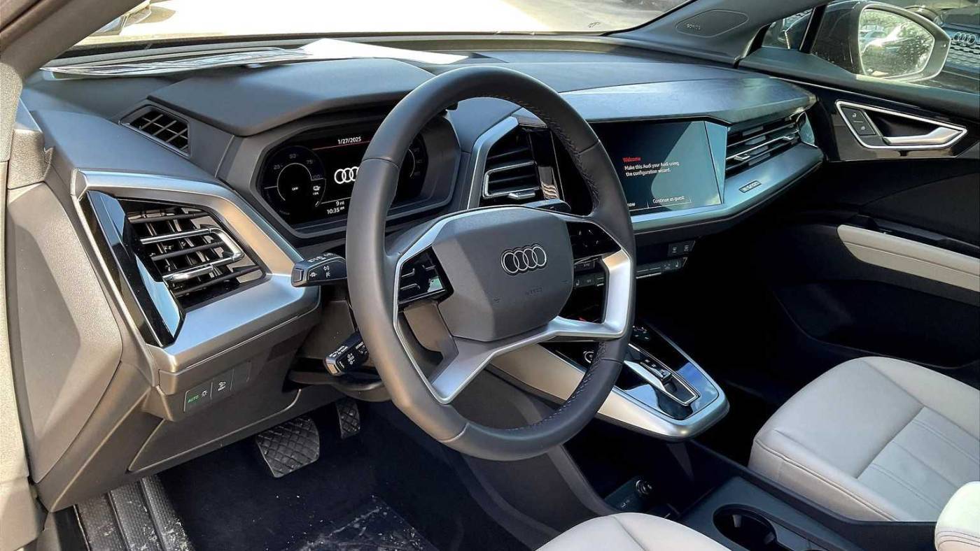 2025 Audi Q4 e-tron WA14UBFZ3SP032288