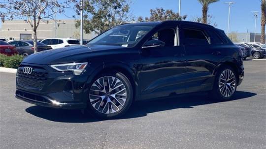 2024 Audi Q8 e-tron WA15AAGEXRB025364