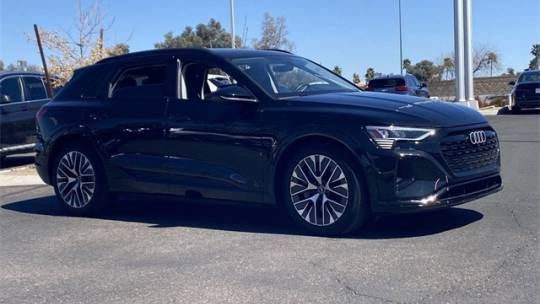 2024 Audi Q8 e-tron WA15AAGEXRB025364