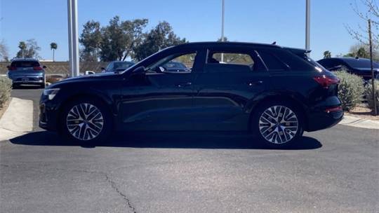 2024 Audi Q8 e-tron WA15AAGEXRB025364