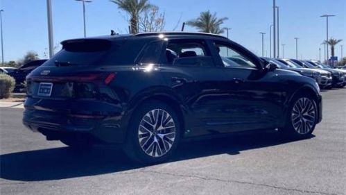 2024 Audi Q8 e-tron WA15AAGEXRB025364