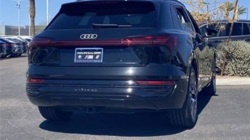 2024 Audi Q8 e-tron WA15AAGEXRB025364