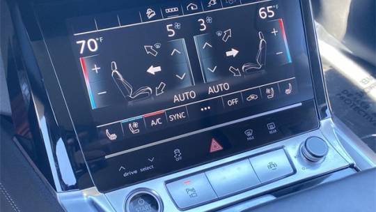 2024 Audi Q8 e-tron WA15AAGEXRB025364