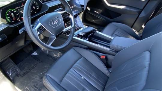 2024 Audi Q8 e-tron WA15AAGEXRB025364