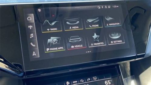 2024 Audi Q8 e-tron WA15AAGEXRB025364