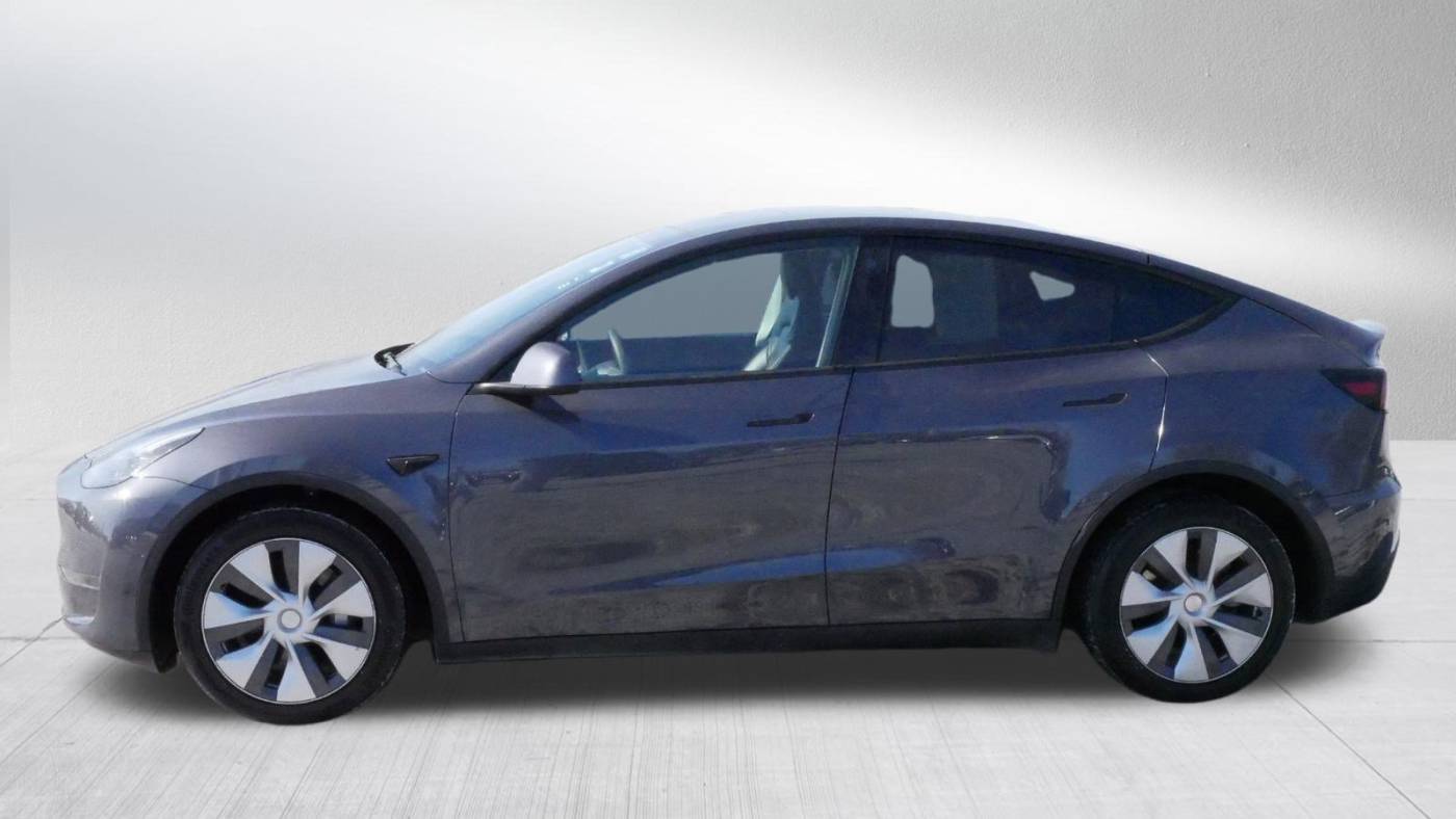 2022 Tesla Model Y 7SAYGDEE3NA004885