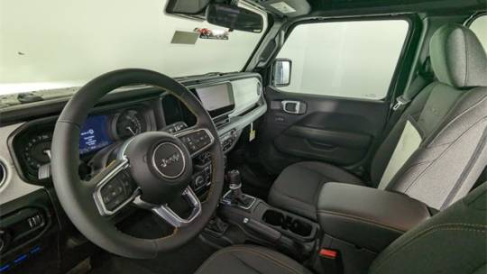 2024 Jeep Wrangler 1C4RJXP62RW209838