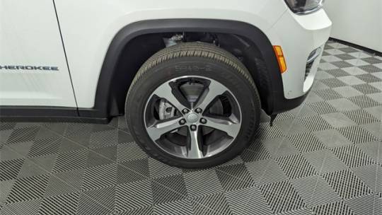 2024 Jeep Grand Cherokee 1C4RJYB66RC712917