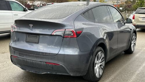 2023 Tesla Model Y 7SAYGDEE8PF936294