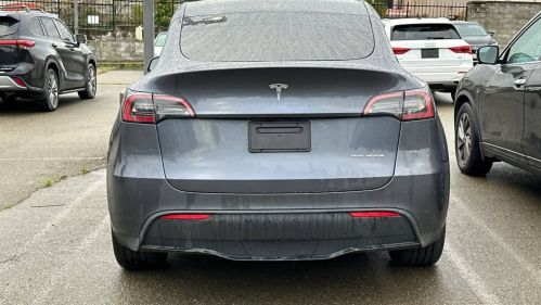 2023 Tesla Model Y 7SAYGDEE8PF936294