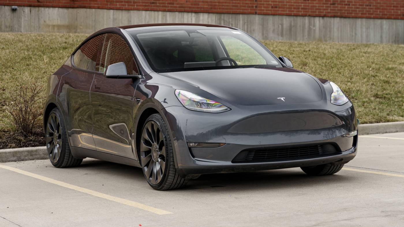 2022 Tesla Model Y 7SAYGDEF9NF514699