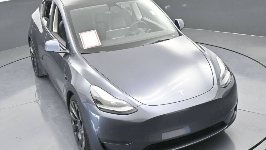 2022 Tesla Model Y 7SAYGDEF3NF380126