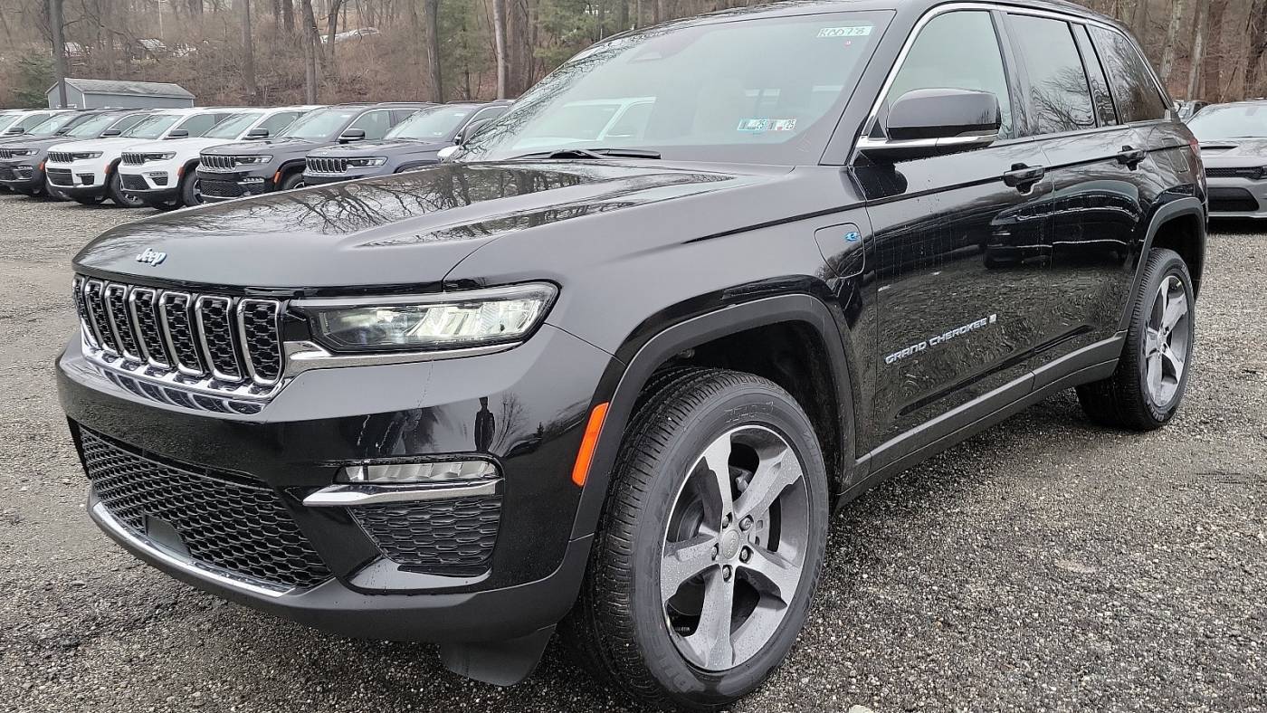 2024 Jeep Grand Cherokee 1C4RJYB6XRC114409