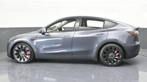 2022 Tesla Model Y 7SAYGDEF3NF380126