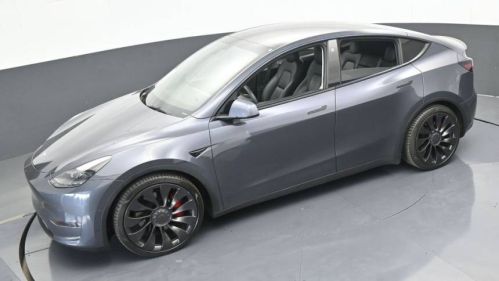 2022 Tesla Model Y 7SAYGDEF3NF380126