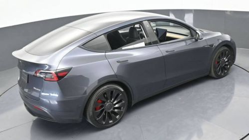 2022 Tesla Model Y 7SAYGDEF3NF380126