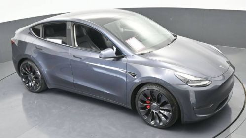 2022 Tesla Model Y 7SAYGDEF3NF380126