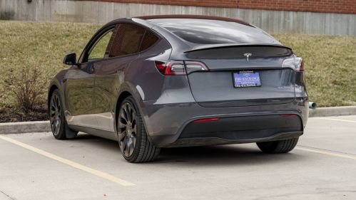 2022 Tesla Model Y 7SAYGDEF9NF514699