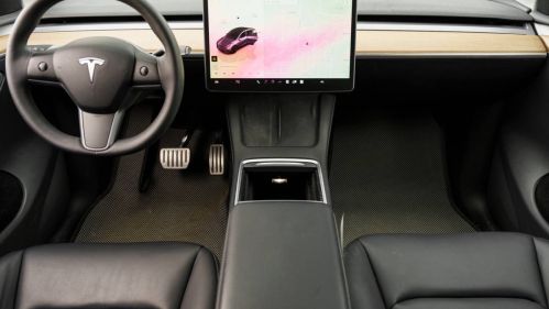 2022 Tesla Model Y 7SAYGDEF9NF514699