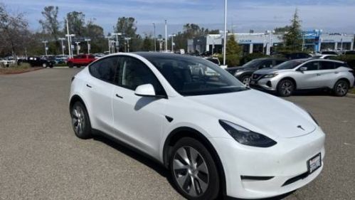 2022 Tesla Model Y 7SAYGAEE4NF553738