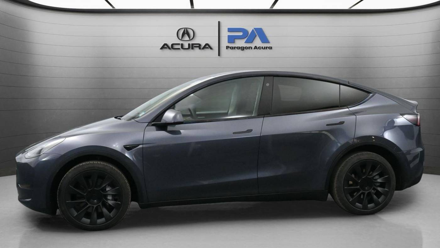 2023 Tesla Model Y 7SAYGDEE5PA023232