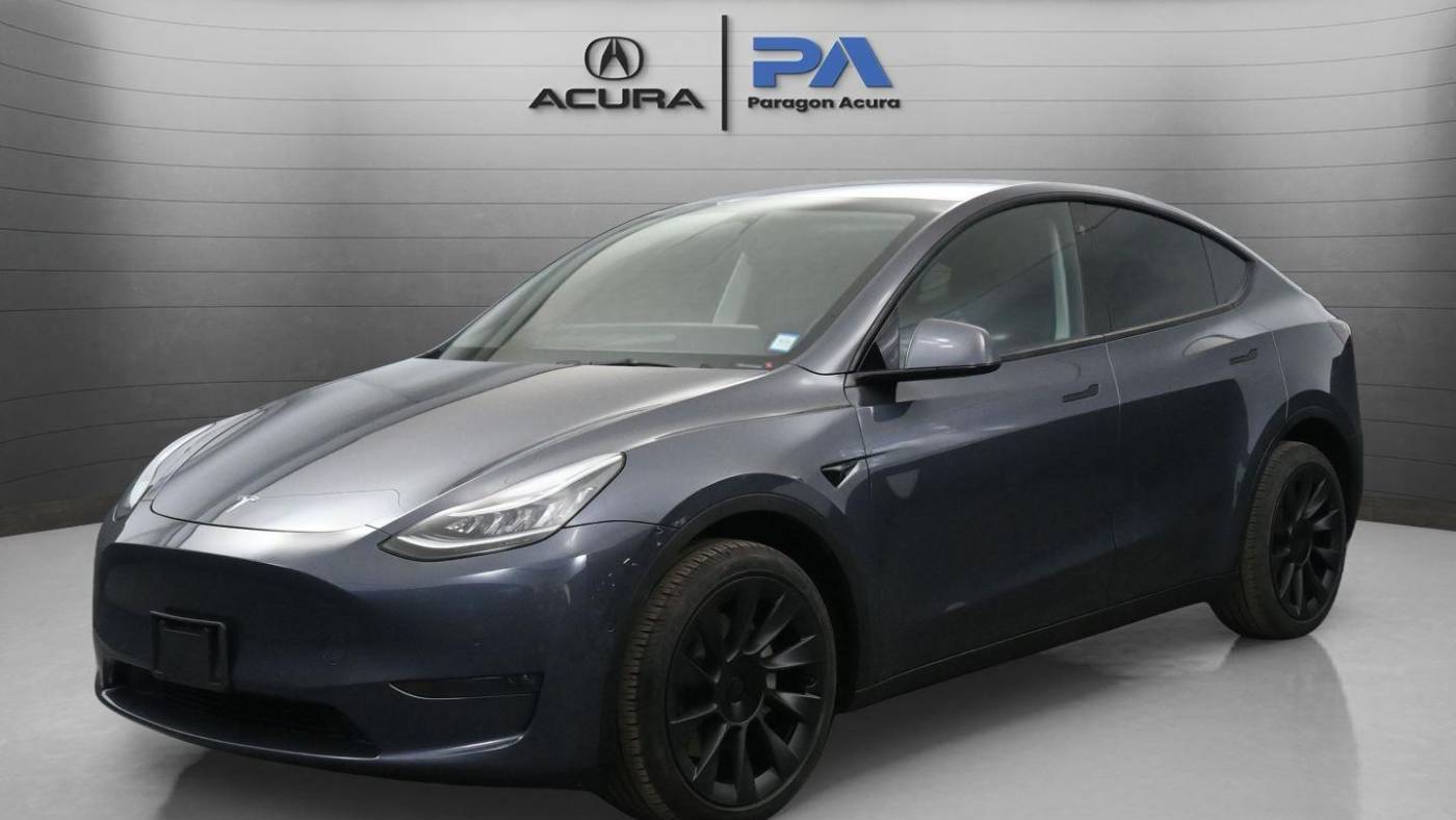 2023 Tesla Model Y 7SAYGDEE5PA023232