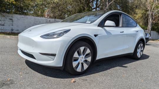 2023 Tesla Model Y 7SAYGDEE1PA122811