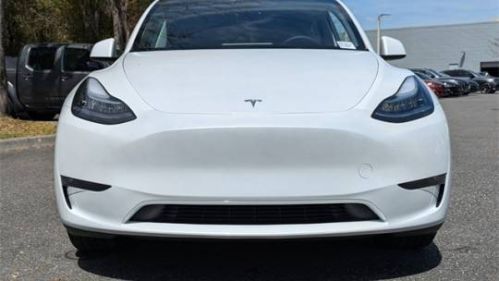 2023 Tesla Model Y 7SAYGDEE1PA122811