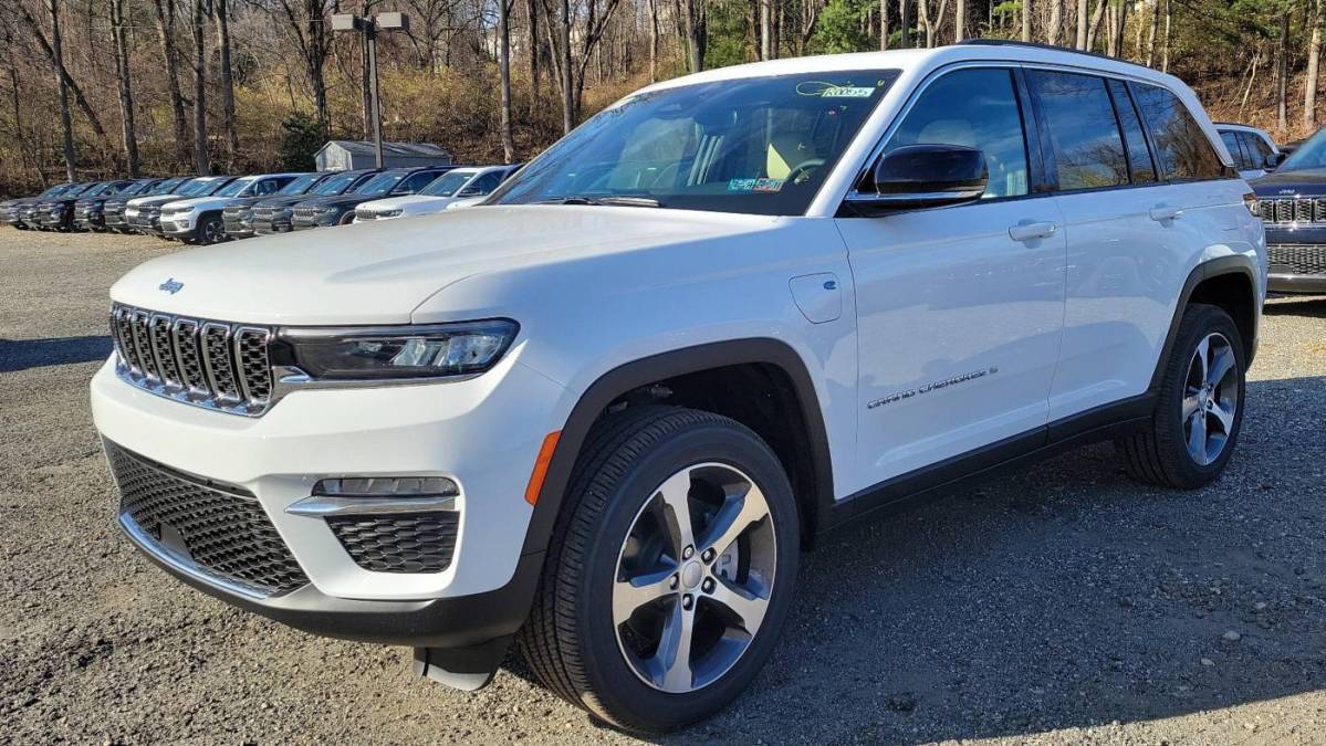 2024 Jeep Grand Cherokee 1C4RJYB67RC716586