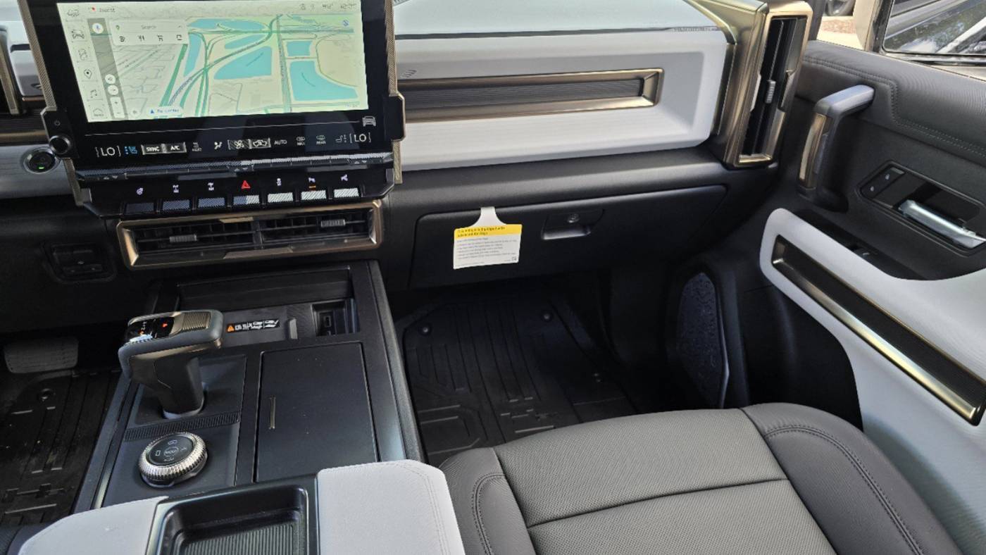 2024 GMC HUMMER EV SUV 1GKB0NDE6RU113196