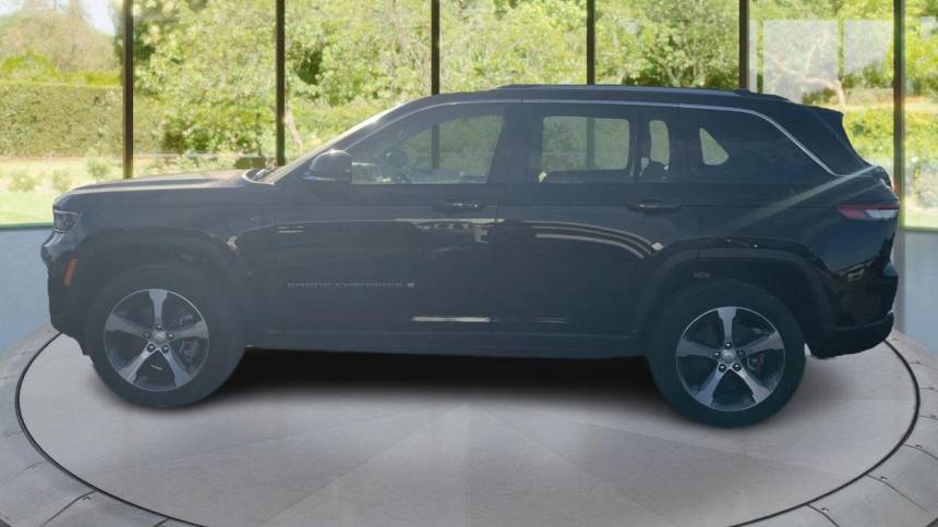 2023 Jeep Grand Cherokee 1C4RJYB68PC650580