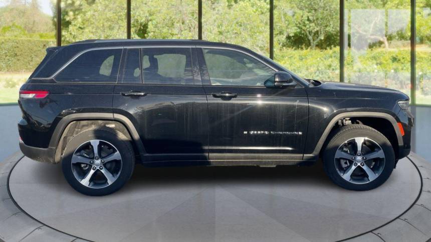 2023 Jeep Grand Cherokee 1C4RJYB68PC650580