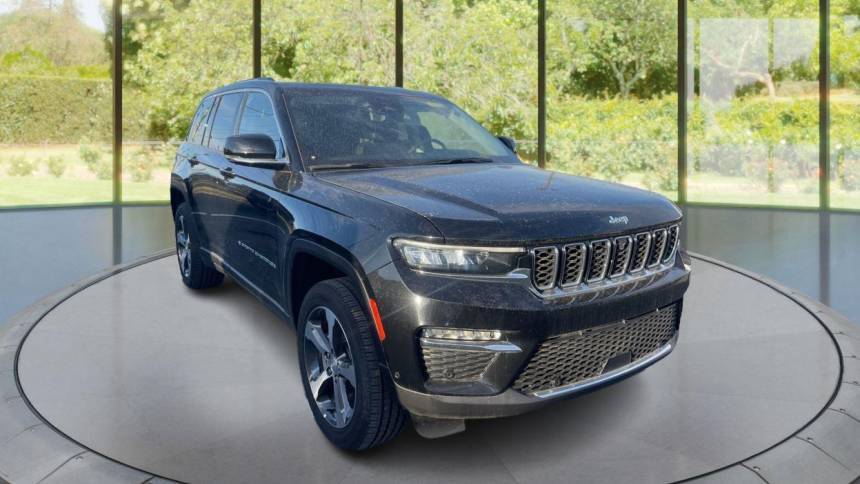 2023 Jeep Grand Cherokee 1C4RJYB68PC650580