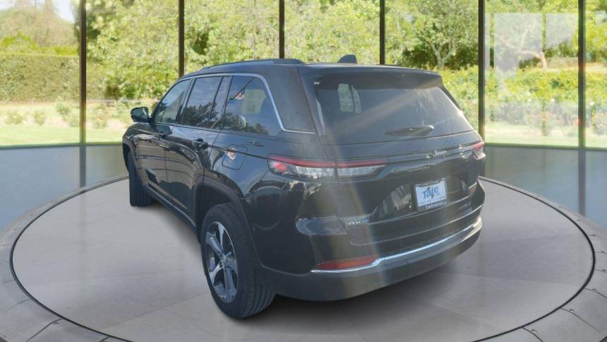 2023 Jeep Grand Cherokee 1C4RJYB68PC650580