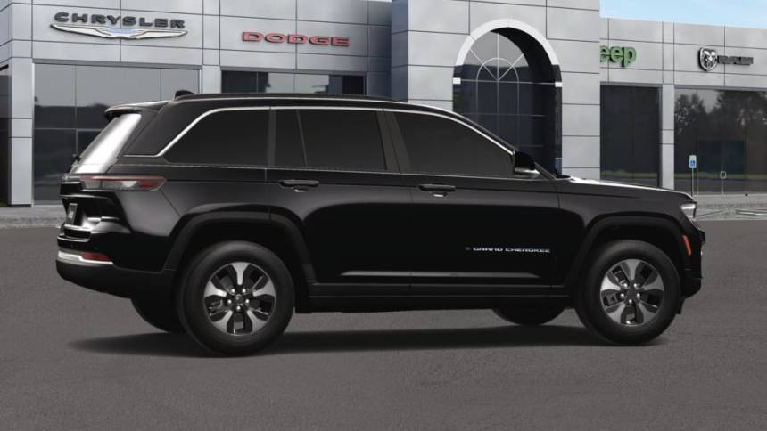 2025 Jeep Grand Cherokee 1C4RJYB65S8680583