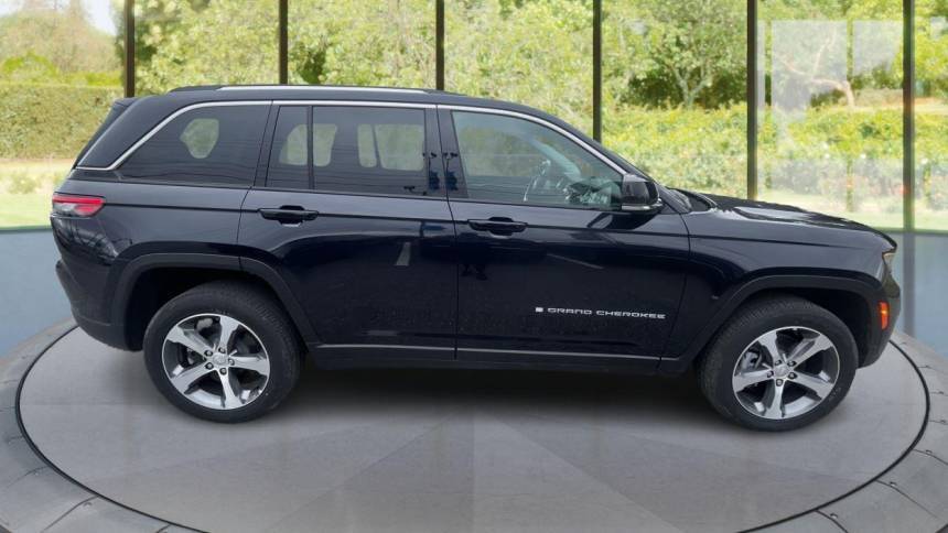 2023 Jeep Grand Cherokee 1C4RJYB63PC663849