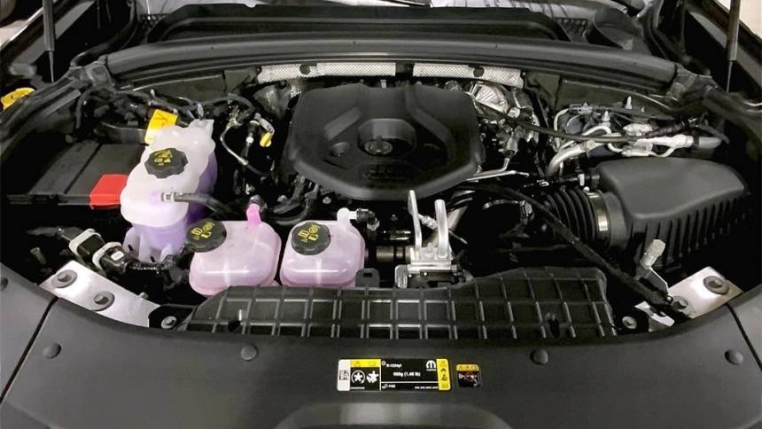 2025 Jeep Grand Cherokee 1C4RJYB65S8680583