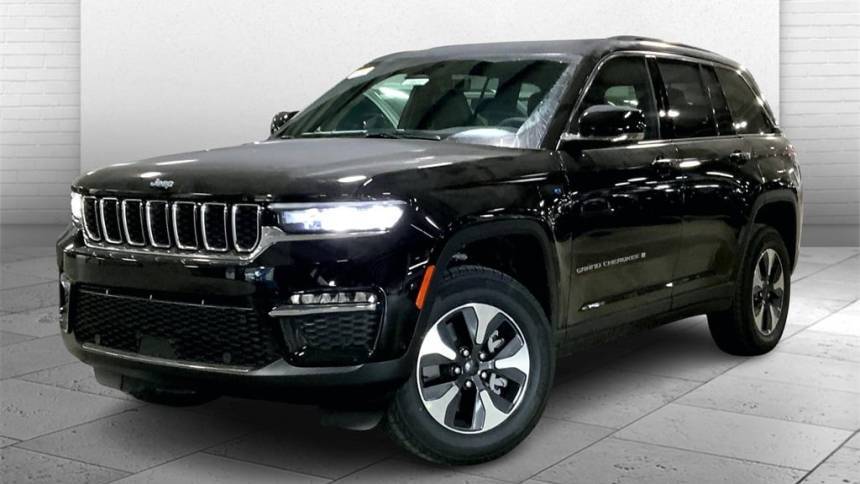 2025 Jeep Grand Cherokee 1C4RJYB65S8680583