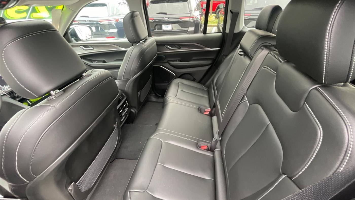 2023 Jeep Grand Cherokee 1C4RJYB63PC663849