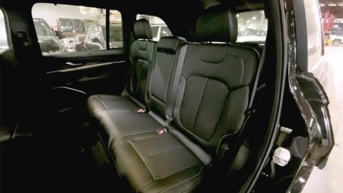 2025 Jeep Grand Cherokee 1C4RJYB65S8680583