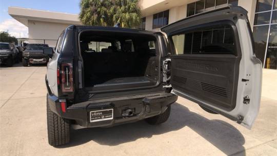 2025 GMC HUMMER EV SUV 1GKB0RDC8SU103765