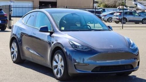 2023 Tesla Model Y 7SAYGAEE4PF743607