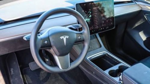 2023 Tesla Model Y 7SAYGAEE4PF743607