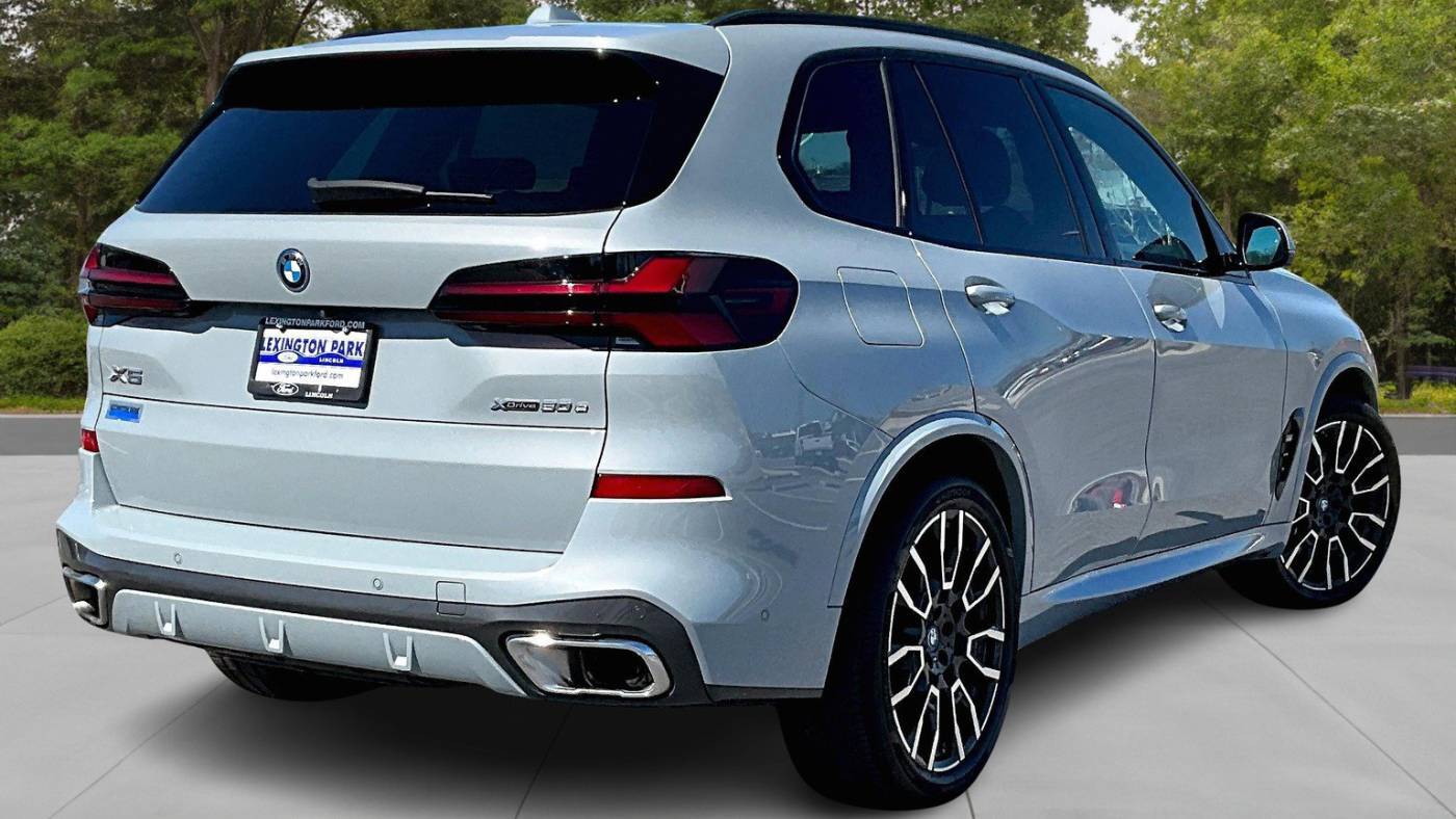 2024 BMW X5 5UX43EU06R9U06727