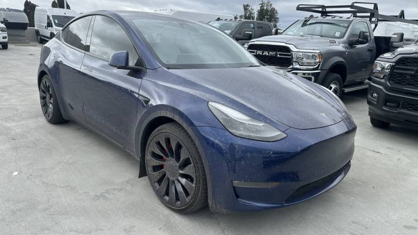 2022 Tesla Model Y 7SAYGDEF5NF554522