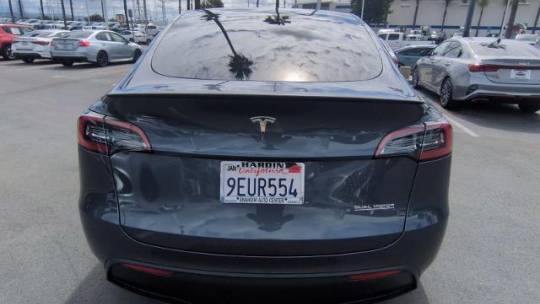 2023 Tesla Model Y 7SAYGDEF7PF645536