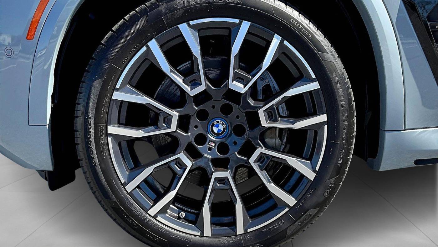 2024 BMW X5 5UX43EU06R9U06727