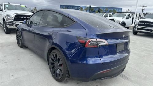 2022 Tesla Model Y 7SAYGDEF5NF554522