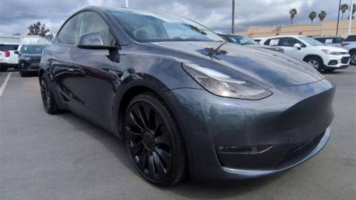 2023 Tesla Model Y 7SAYGDEF7PF645536