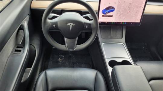 2022 Tesla Model Y 7SAYGDEE0NF310493